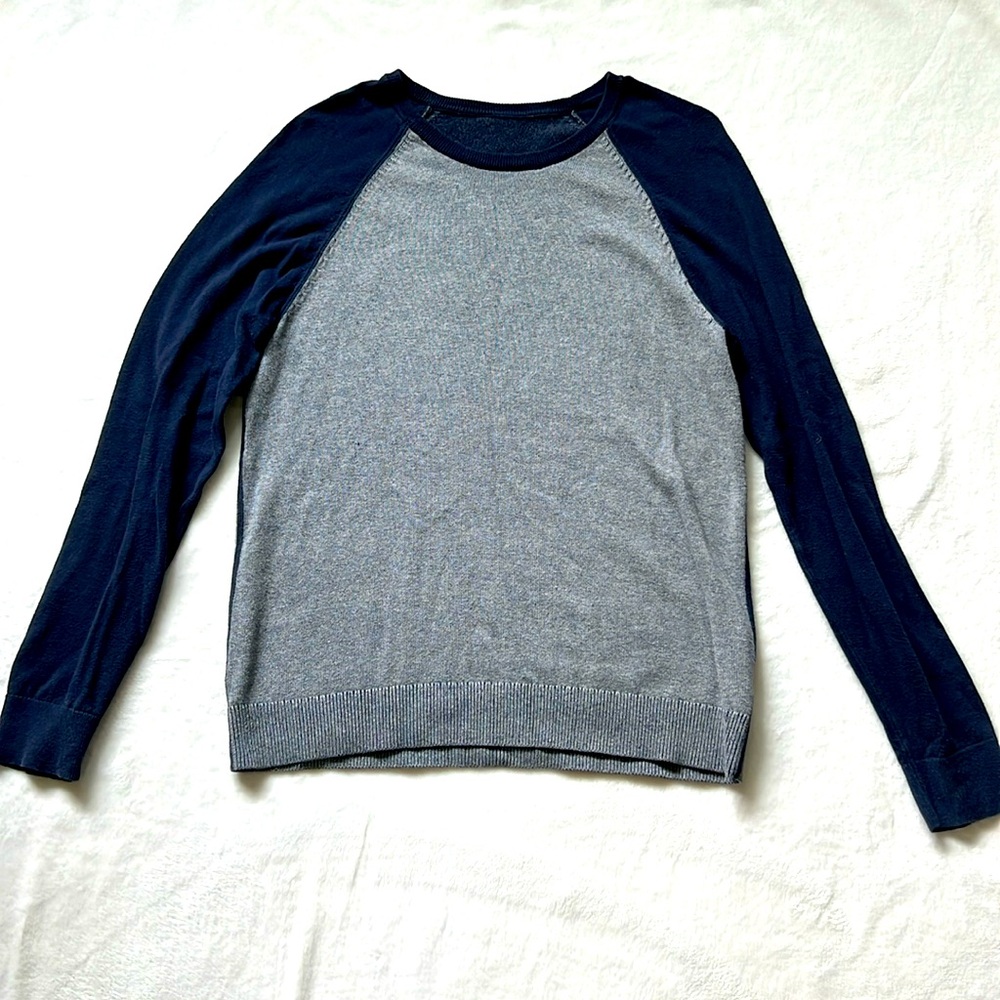 Men’s Sweater | Medium | Navy and Gray